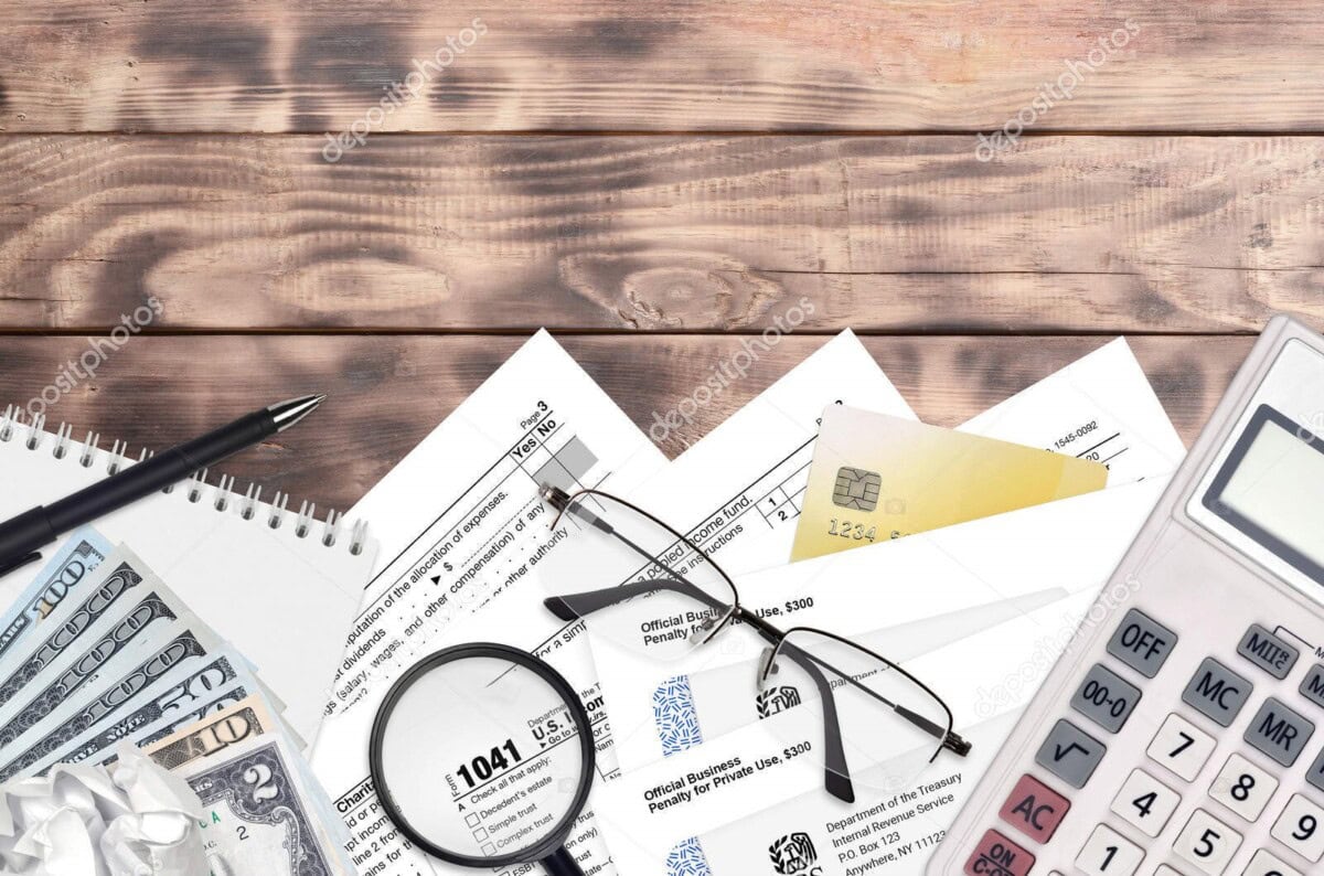 photo irs form 1041 income tax